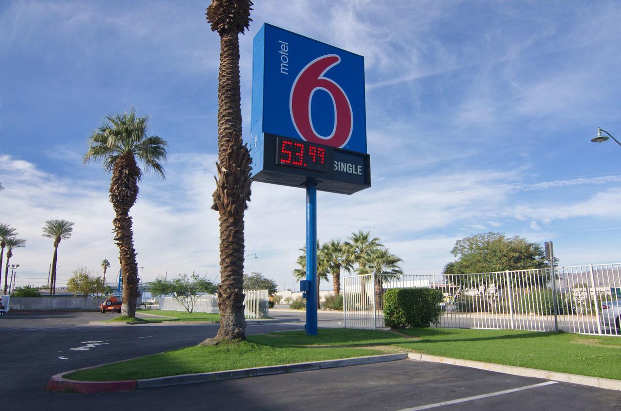 Motel 6-Indio, Ca - Palm Springs Exteriör bild